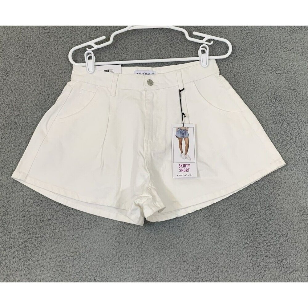Vanilla Star Women's (Juniors) High Waist White Skirty Short Size 7/28W